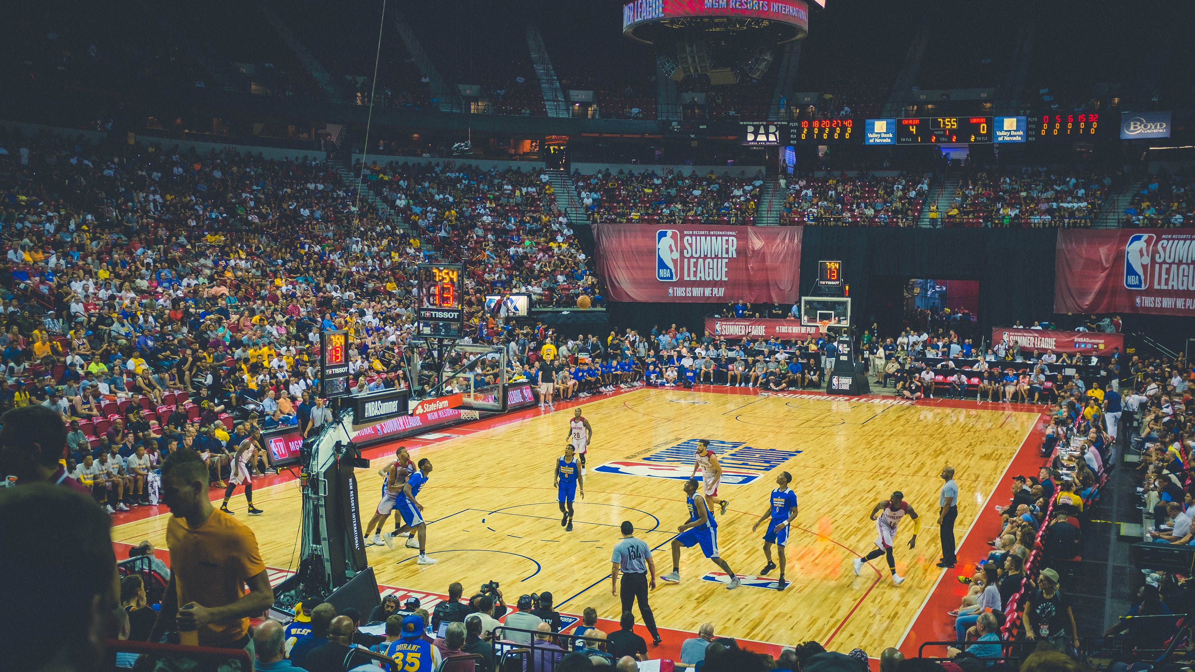 米切尔外线火力全开骑士攻势迅猛,米切尔强在哪